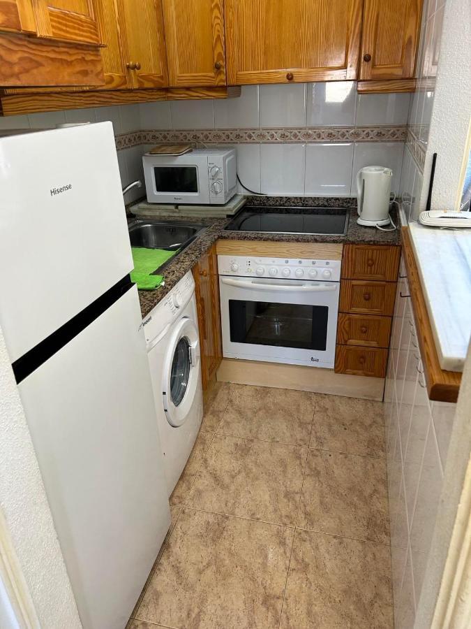Apartament Mariha Torrevieja Exterior foto