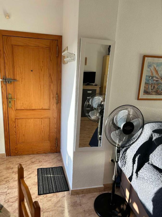 Apartament Mariha Torrevieja Exterior foto