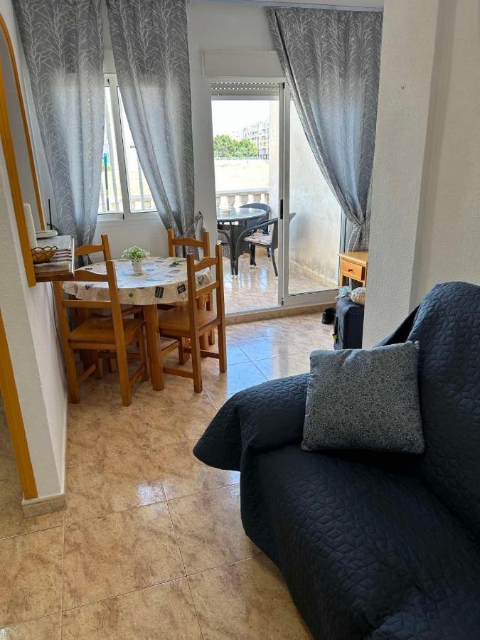Apartament Mariha Torrevieja Exterior foto