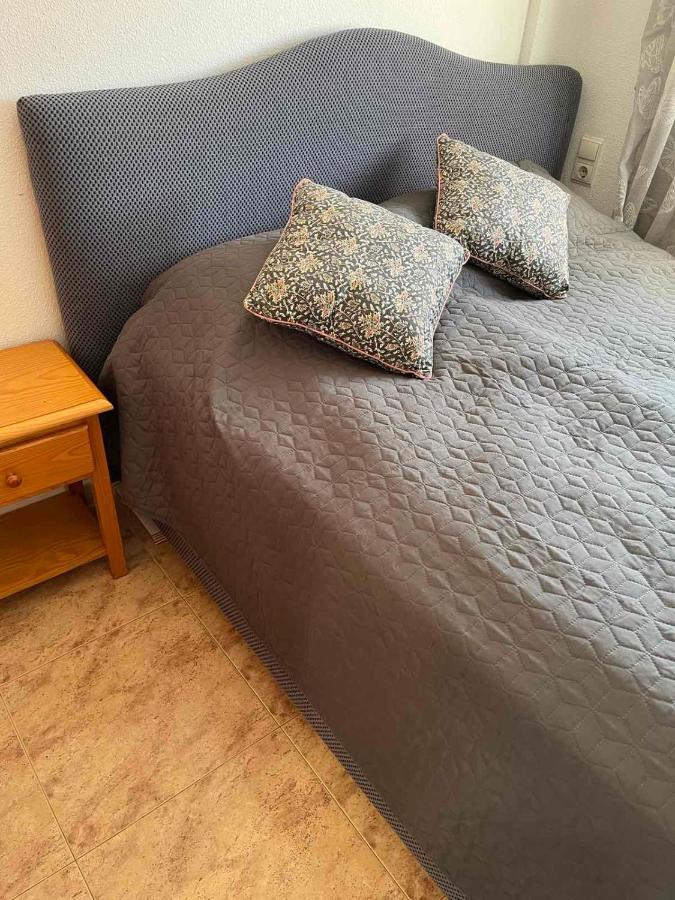 Apartament Mariha Torrevieja Exterior foto