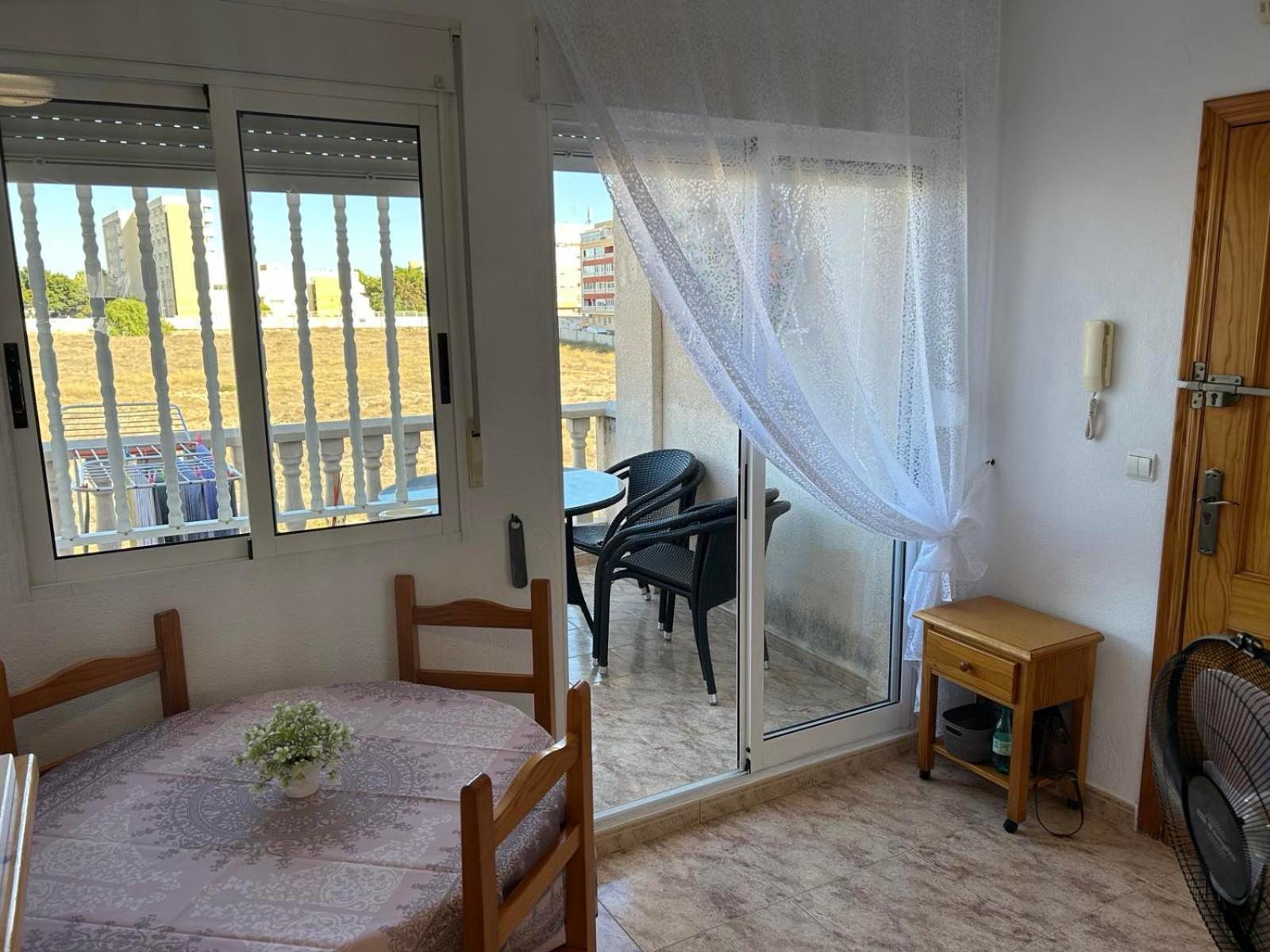 Apartament Mariha Torrevieja Exterior foto